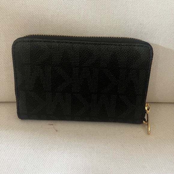 Michael Kors Compact Wallet - Picture 2 of 4